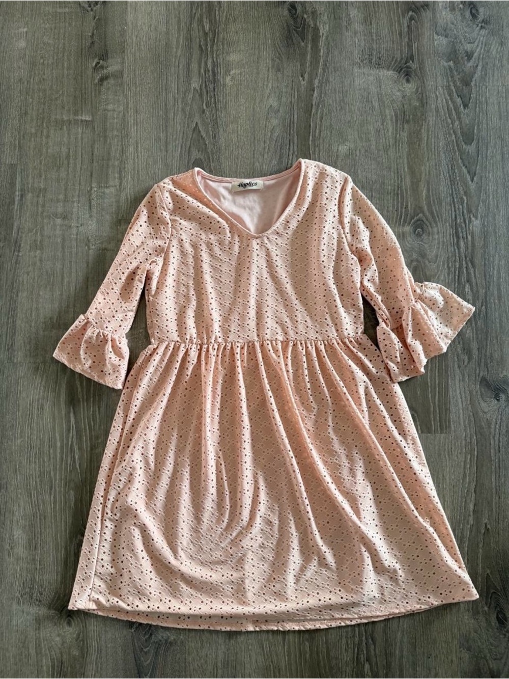 Girls' Pale Pink Eyelet V-Neck Ruffle-Sleeve Dress